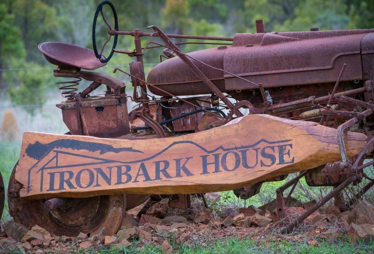 Dimbulah Ironbark Houseヴィラ エクステリア 写真